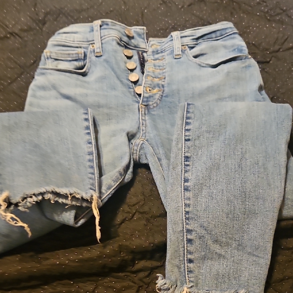 Lucky Brand Light Blue Ankle Jeans